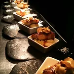 Zuni Restaurant & Boutique 3*