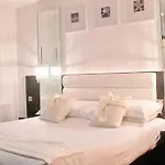 Zuni Restaurant & Boutique 3* Κίλκενι
