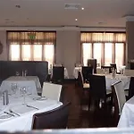 Zuni Restaurant & Boutique 3*