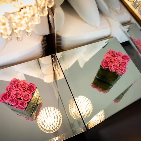 فندق Zuni Restaurant & Boutique 3*