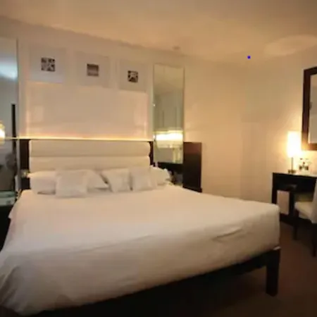 Zuni Restaurant & Boutique فندق