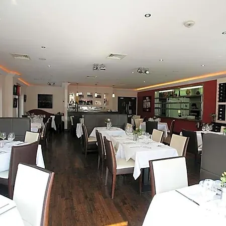Zuni Restaurant & Boutique 3* Kilkenny
