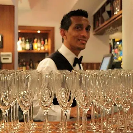 Zuni Restaurant & Boutique Hotel