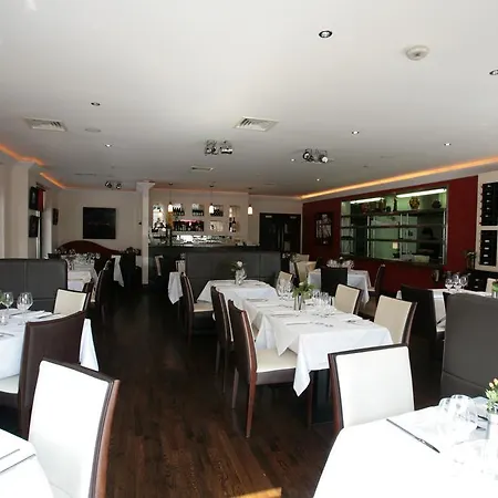 Zuni Restaurant & Boutique ホテル