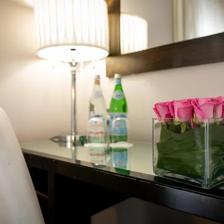 Zuni Restaurant & Boutique Szálloda 3*