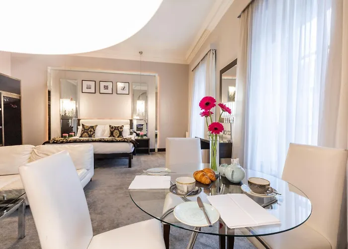 Zuni Restaurant & Boutique Hotel 3*