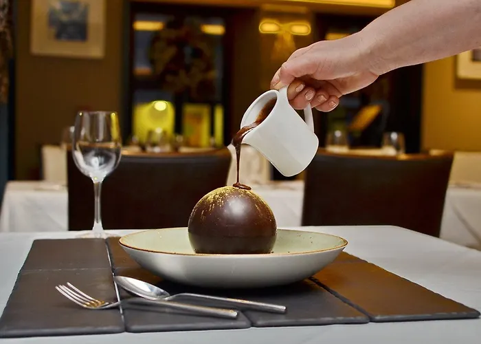 Zuni Restaurant & Boutique Hotel