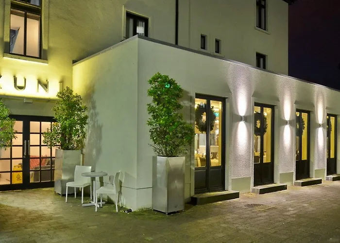 Zuni Restaurant & Boutique Hotel 3*