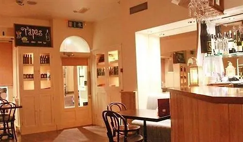 Zuni Restaurant & Boutique 3* Kilkenny